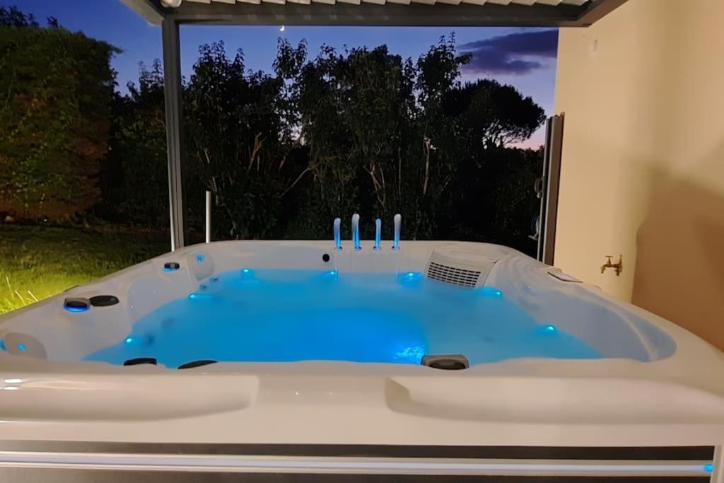 Villa Drome Jacuzzi La Maison D'A Cote Chatuzange-le-Goubet Luaran gambar